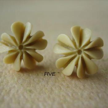 Mini Coral Sponge Earrings - Latte - Jewelry by FIVE